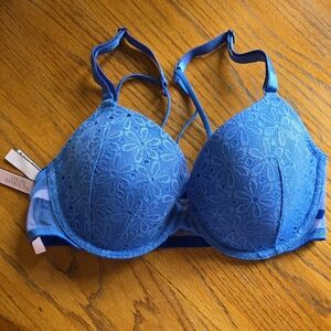 Victoria's Secret Vibrant Blue Lace Bra